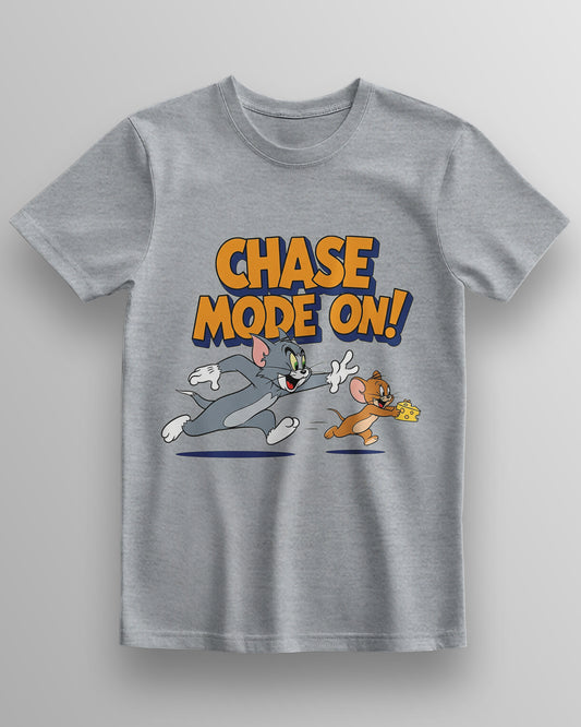Tom and Jerry Chase Mode On! – Classic Unisex T-Shirt
