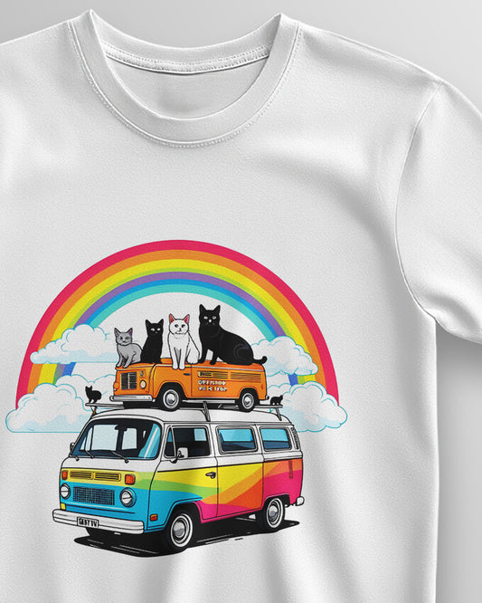 Rainbow Road Cat Bus – Classic Unisex T-Shirt